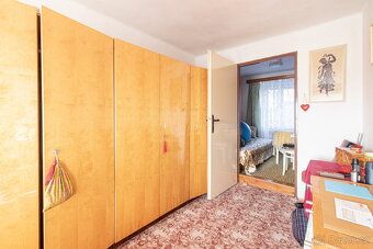 We can arrange for you the sale of a village family house which is located in the border…