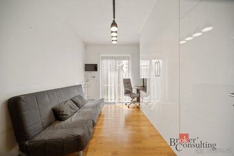 Family house 5+kk in Lidice near Prague with beautiful corner plot