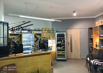 Sell commercial space in the center of Harrachov.