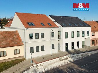 Nabízíme ke koupi reprezentativní byt 2+kk o velikosti 81 m²