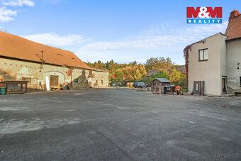 We offer for sale a unique property in the cadastral area of Slatina near Velvary.
