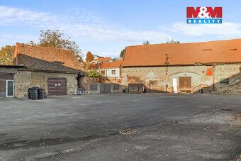 We offer for sale a unique property in the cadastral area of Slatina near Velvary.