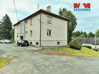 Nabízíme k prodeji prostorný byt 3+1 s balkonem v klidné čás