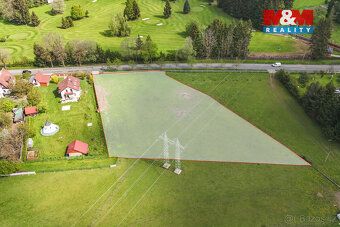 We offer for sale a spacious plot of land measuring 4038 m², located in a quiet part of the…