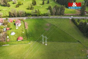 We offer for sale a spacious plot of land measuring 4038 m², located in a quiet part of the…