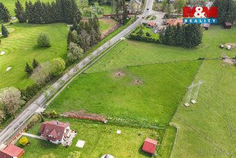 We offer for sale a spacious plot of land measuring 4038 m², located in a quiet part of the…