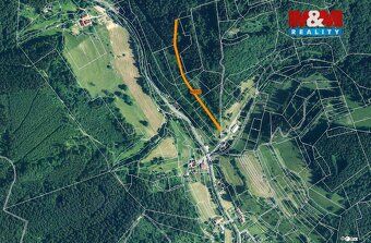 Prodej pozemku o výměře 3970 m2 v katastru obce Halenkov. Je