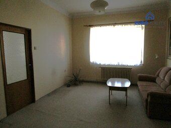 Sale of half family house with garage and maisonette apartment 160 sqm under completion in a…