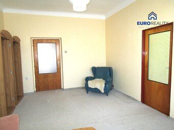 Sale of half family house with garage and maisonette apartment 160 sqm under completion in a…