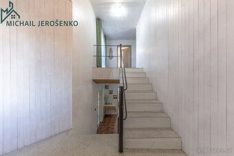Multi-generational family house with investment potential in Kostelec