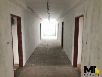We offer an investment opportunity for sale in the village of Skořenice, 