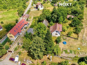 For sale: Building plot in picturesque village of Čakovice, district of Benešov near Prague - East.