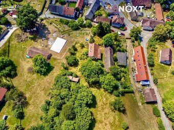 Prodej stavebního pozemku v malebné vesnici Čakovice, v okre