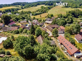 Prodej stavebního pozemku v malebné vesnici Čakovice, v okre