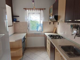 Nabízíme k prodeji mezonetový byt o velikosti 116 m² se čtyř