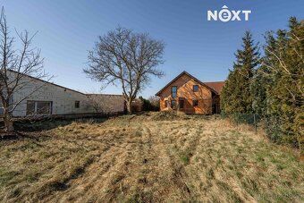 Just 42 km from Prague and 15 km from Mlada Boleslav, in the village of Bratronice district…