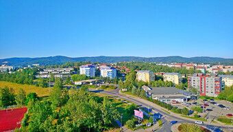 Pronájem bytu 3+1, 75m2 (Liberec - Rochlice, ulice Pazderkov
