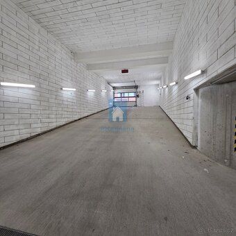 We offer for rent a garage space in a quiet part of Slovan, street