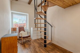 We offer for sale a very nice row house with an outdoor courtyard behind it on Edvard Benes Street in Svitavy.