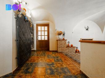 We offer for sale a guesthouse with restaurant in the town of Skuteč, district