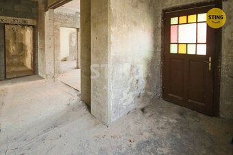 Family house with valid construction permit - unique opportunity