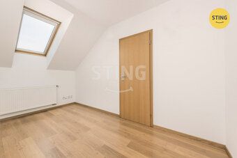 We offer for sale a very nice terraced family house in Pardubice