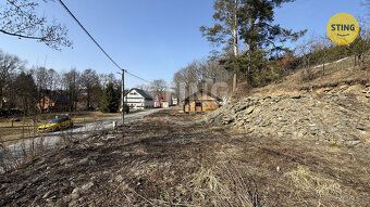 We offer for sale a building plot of 954m² in the village of Do