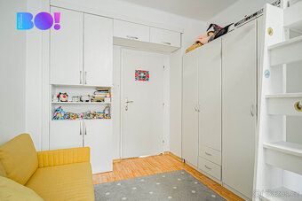 Hledáte domov, kde se snoubí klid s pohodlím města? Ve výhra