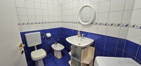 We offer for sale this beautiful 2-bedroom apartment on the first floor in a building located…