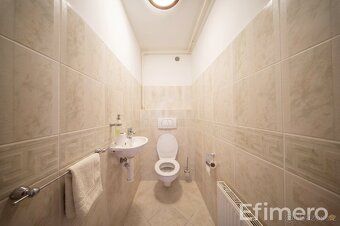 Ref. No. 00003 We offer for sale a maisonette apartment of layout 4+