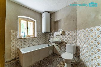 We offer for sale a house numbered [ev.č.] 0938 in Tachov city district, residential area of…