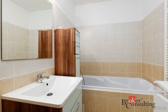 Prodej, byty/2+kk, 60 m2, Valtická 1541/7, Severní Předměstí
