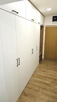 Nabízíme k pronájmu hezký byt o dispozici 2+kk a výměře 30 m