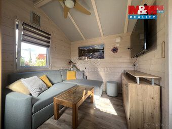 Nabízíme k prodeji krásnou zahradu o celkové výměře 342 m², 
