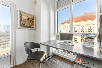 Prodej, komerční/ordinace, 395 m2, Pražská třída 221/42, Kuk