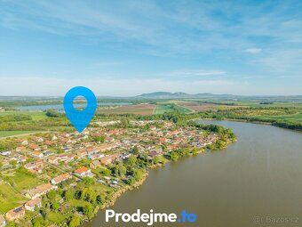 Ev.č. 100264 Vlastní garáž, předzahrádka i zahradní domek na