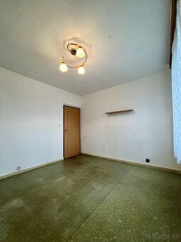 We offer for long-term sublet a bright and spacious 3BR apartment