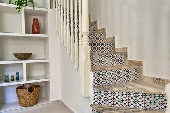 Relax Properties offers for sale a fully renovated sunny townhouse with 4 bedrooms overlooking…