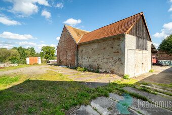 REALDOMUS offers for sale a building plot of total area