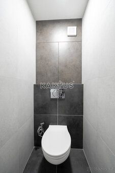 We offer for sale a modern renovated cooperative apartment of 3+1 in a quiet and sought-after…