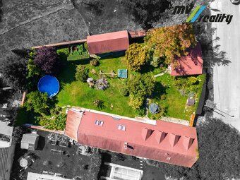 Ev.č. 2016 Nabízíme k prodeji prostorný rodinný dům o dispoz