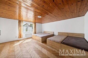 Dreaming of your own peaceful oasis in the middle of nature?