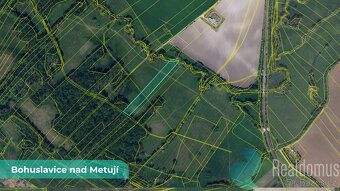 We offer for sale a set of plots with total area of 43749 m²...