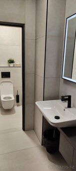 We offer rental of part of the room suitable for *manicure