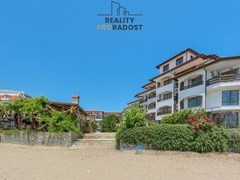 Still looking for property beyond our borders? With a flight of two hours?