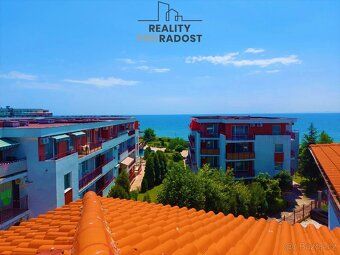 Still looking for property beyond our borders? With a flight of two hours?