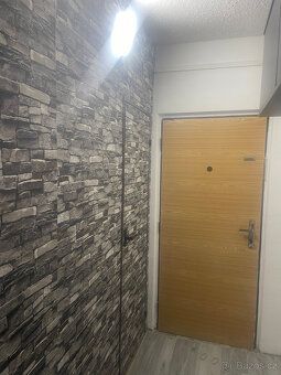 PRODÁM prostorný světlý BYT 2+1 s balkonem, v Mor. Budějovic
