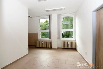 We offer for long-term rent commercial spaces located close to city center suitable for any…
