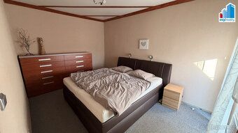Nabízím k prodeji prostorný rodinný dům v klidné části města