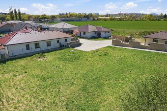 Building plot of 1,107 sqm in Mělník, Maloborecká street, lot No.
